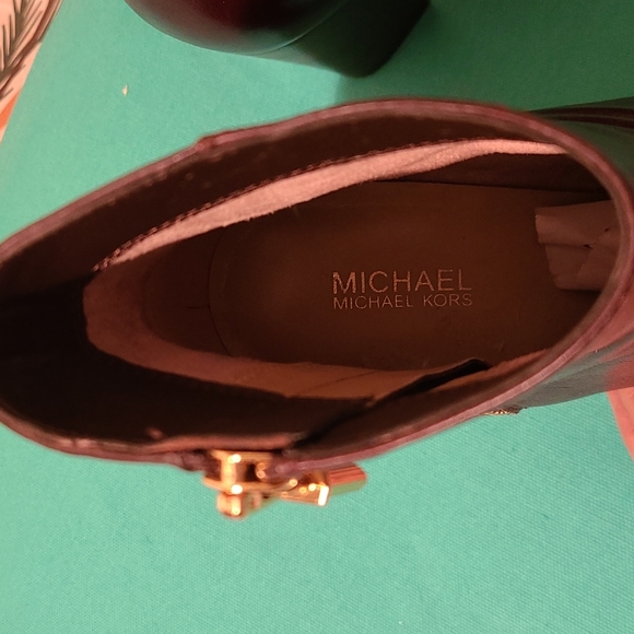Michael Kors Margaret booties Size 6M - Picture 4 of 7